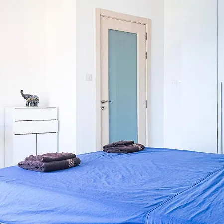 Front Seaview Bedrom