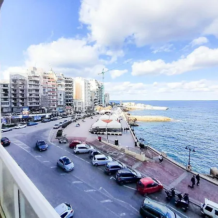 Front Seaview Bedrom Apartament