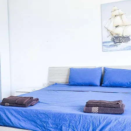 Front Seaview Bedrom * Sliema
