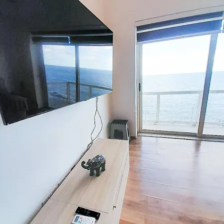 Front Seaview Bedrom *